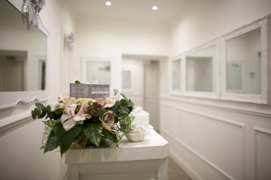 Bed and Breakfast Charme & Chic à Rome Extérieur photo