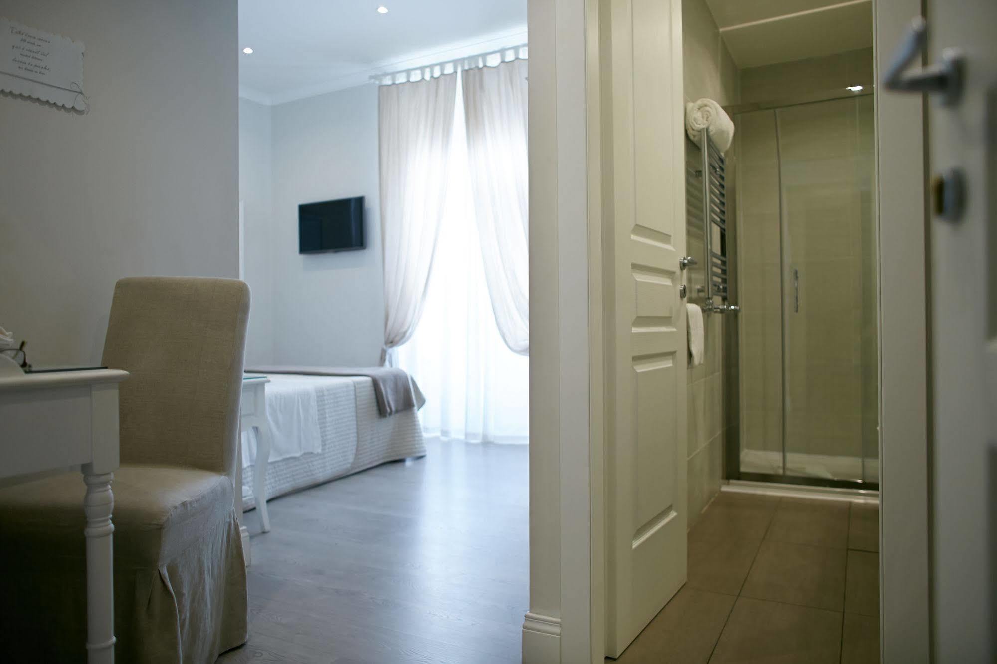 Bed and Breakfast Charme & Chic à Rome Extérieur photo