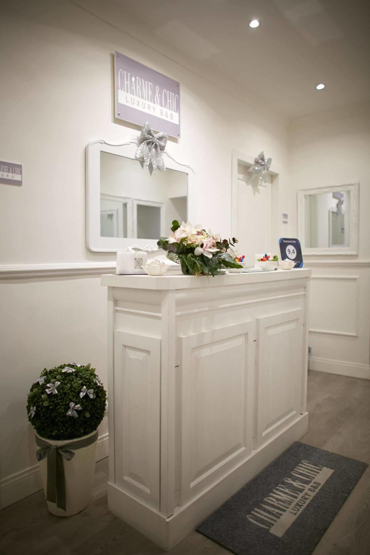 Bed and Breakfast Charme & Chic à Rome Extérieur photo