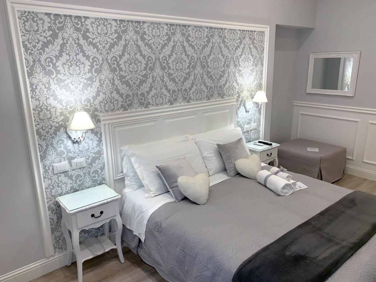Bed and Breakfast Charme & Chic à Rome Extérieur photo