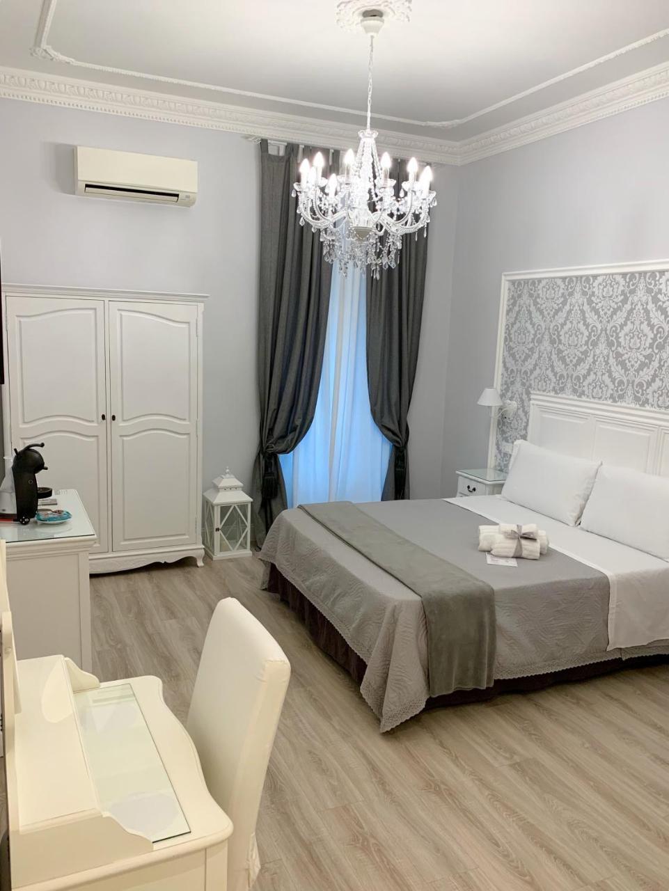 Bed and Breakfast Charme & Chic à Rome Extérieur photo