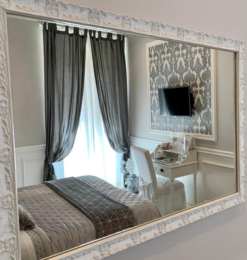 Bed and Breakfast Charme & Chic à Rome Extérieur photo