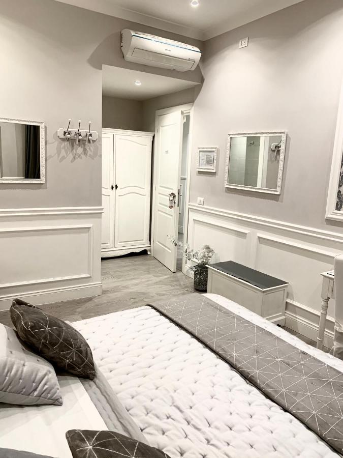 Bed and Breakfast Charme & Chic à Rome Extérieur photo